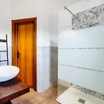 Lägenhet Guesthost - Il Borghetto Cozy In Assisi *