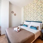Lägenhet Guesthost - Il Borghetto Cozy In Assisi *