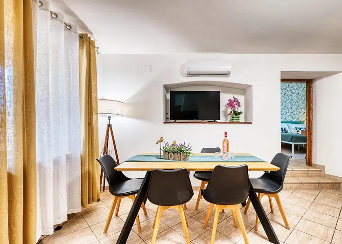 Апартаменты Guesthost - Il Borghetto Cozy In Assisi Castelnuovo (Perugia)