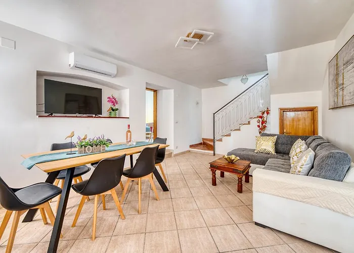 Guesthost - Il Borghetto Cozy In Assisi * Castelnuovo (Perugia)