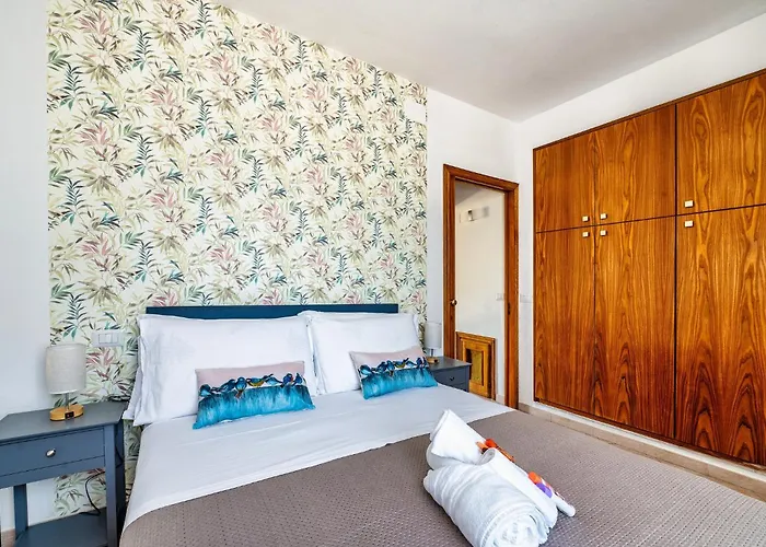 Апартаменты Guesthost - Il Borghetto Cozy In Assisi *