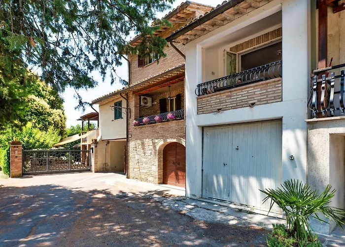 Guesthost - Il Borghetto Cozy In Assisi Апартаменты Castelnuovo (Perugia)